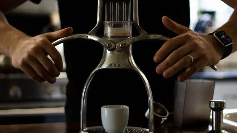 Manuelle Kaffeemaschine Test: Die 4 Besten im Vergleich 2022